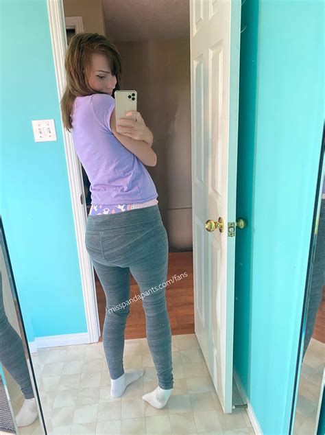 diaper under yoga pants